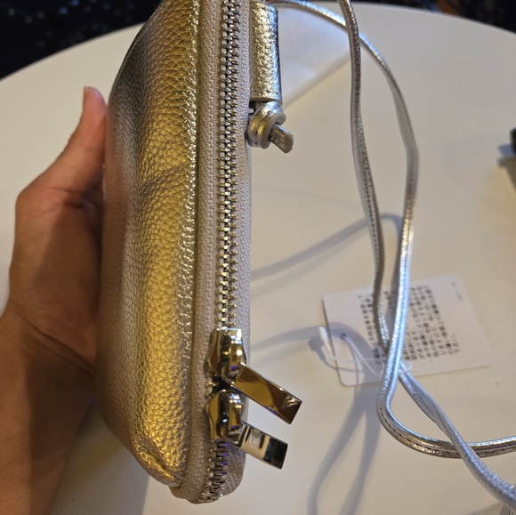 United Arrows (ユナイテッド アローズ) multi use leather phone carrying case,shoulder strap - Picture 5 of 10